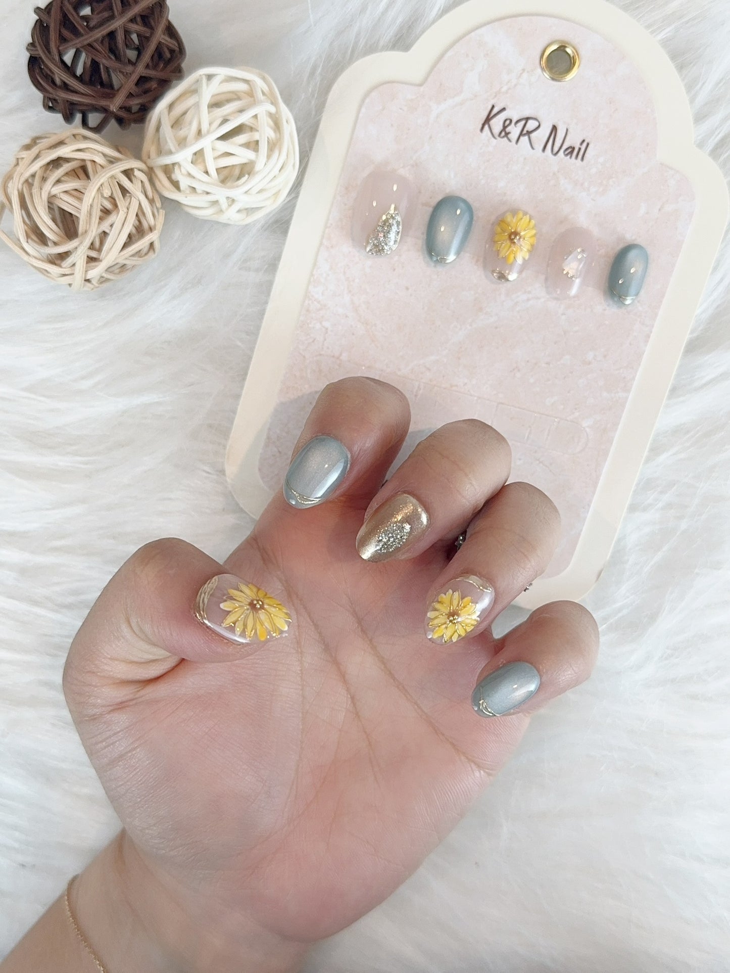 Daisy Mist