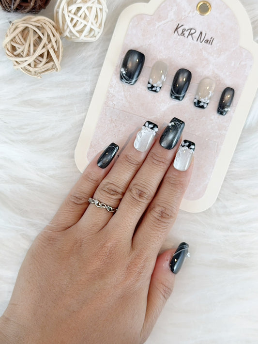 Onyx Bouquet